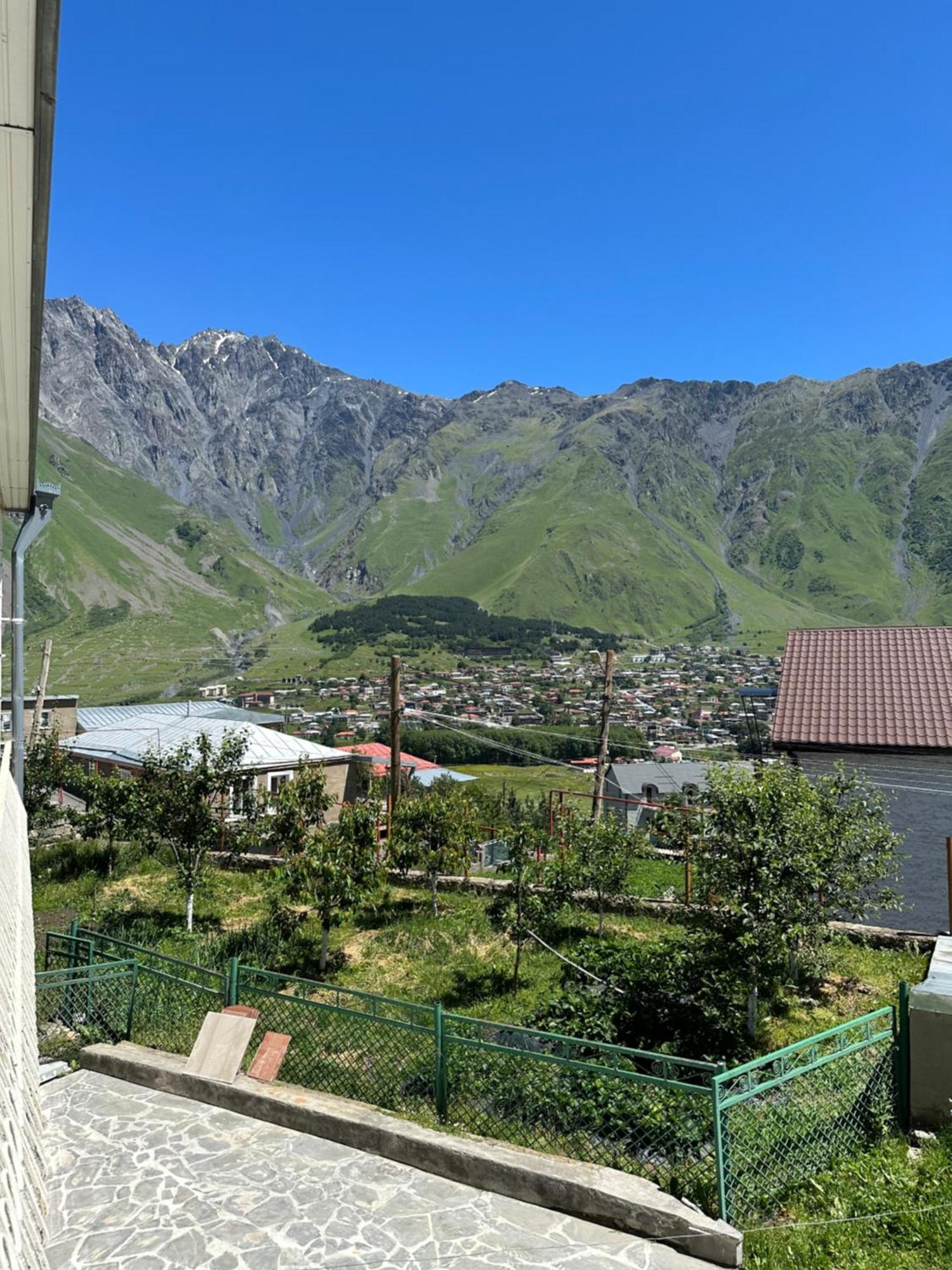 Polaris Kazbegi Hotel Exterior photo
