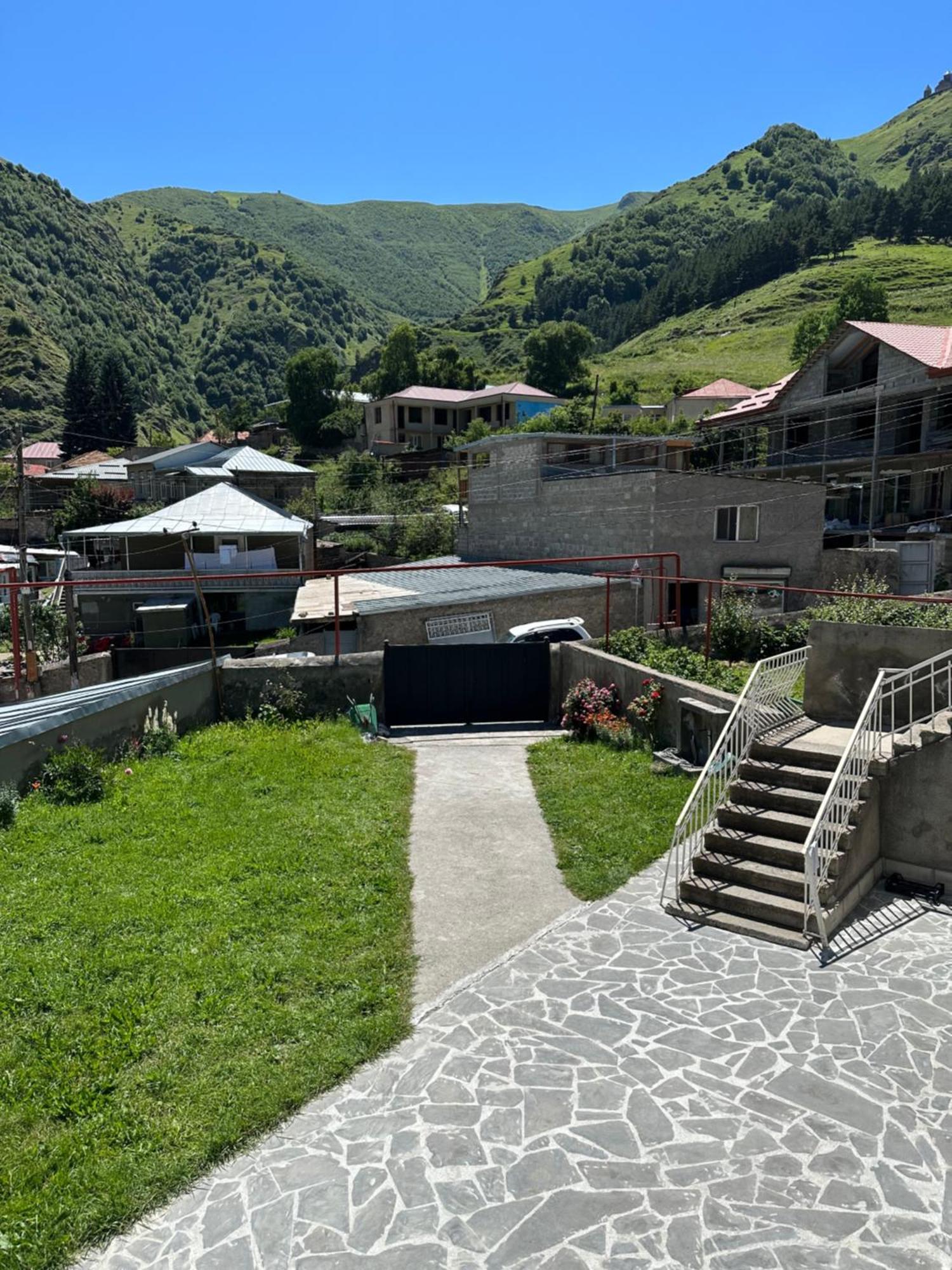 Polaris Kazbegi Hotel Exterior photo